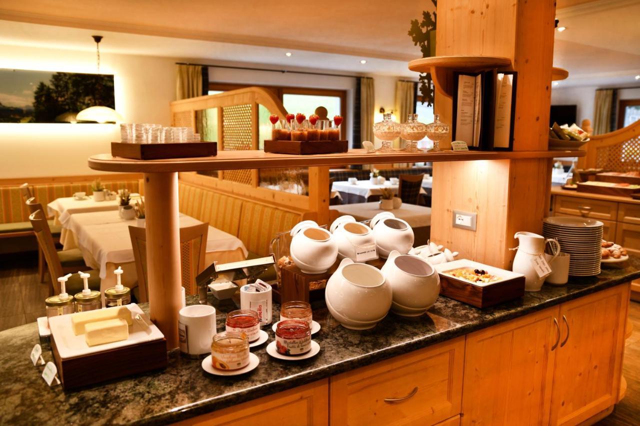 Garni Hotel Bel Vert Sëlva di Val Gardena Eksteriør billede