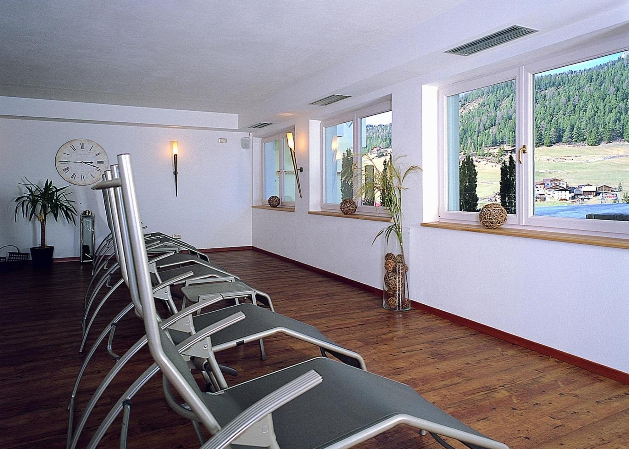 Garni Hotel Bel Vert Sëlva di Val Gardena Eksteriør billede